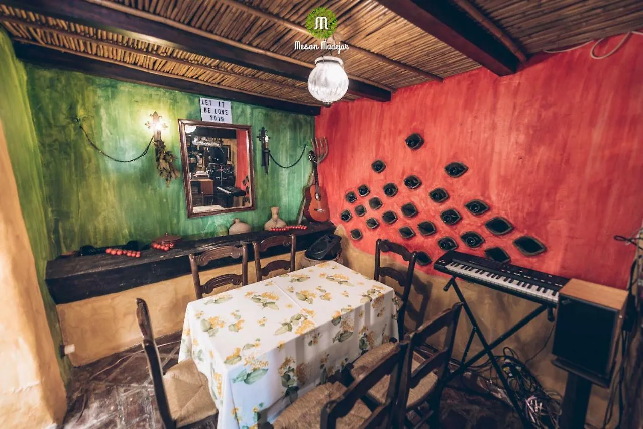Отель Meson Mudejar Vegan Арчес
